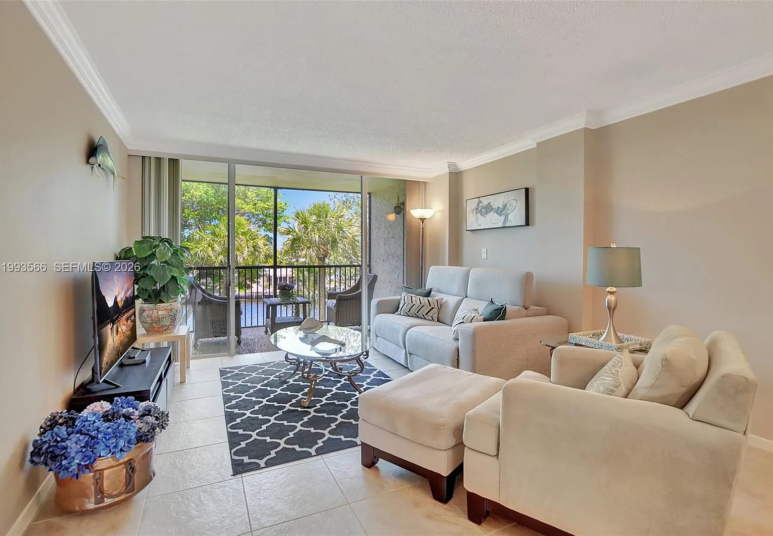 Boca Bayou Condo — Photo 4