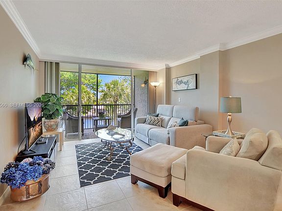 4th image of 14 Royal Palm Way Unit 303