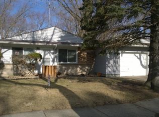 572 Lakewood Blvd, Park Forest, IL