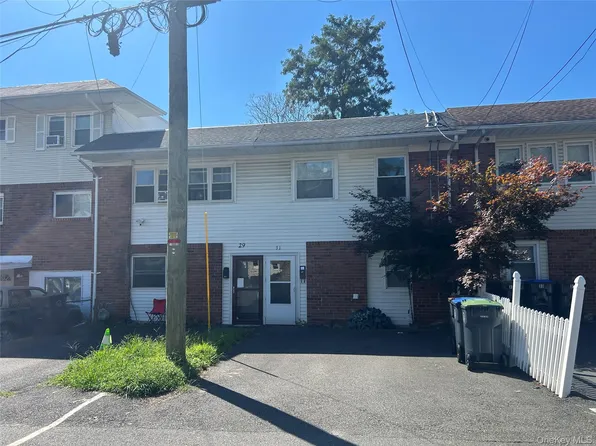 31 Farley Drive, West Haverstraw, NY 10993