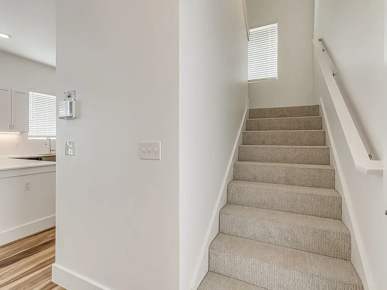 2540 NW 132nd Pl — Photo 18