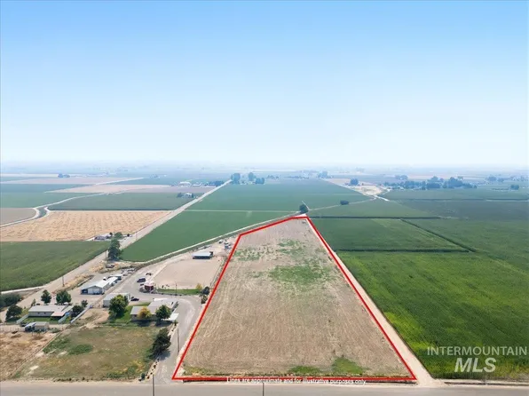 NW 3rd Ave, Fruitland, ID 83619