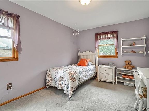 3rd image of 153 Barnes Rd