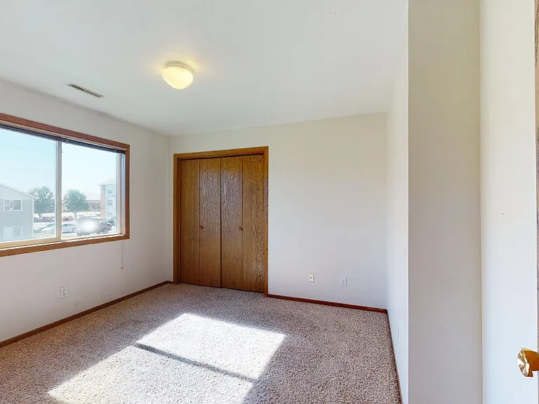4517 Steinbeck St — Photo 13