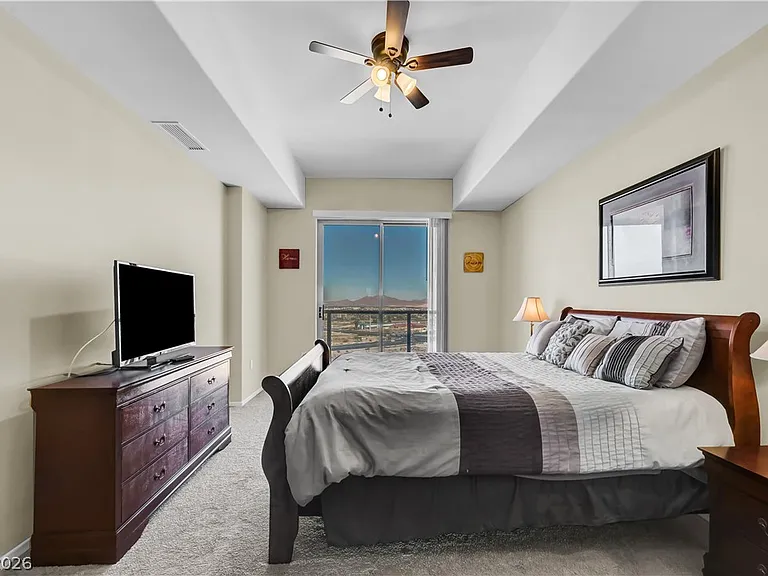 8255 Las Vegas Blvd S #1205 — Photo 16