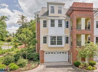 621 Boone Trl, Charlottesville, VA 22903