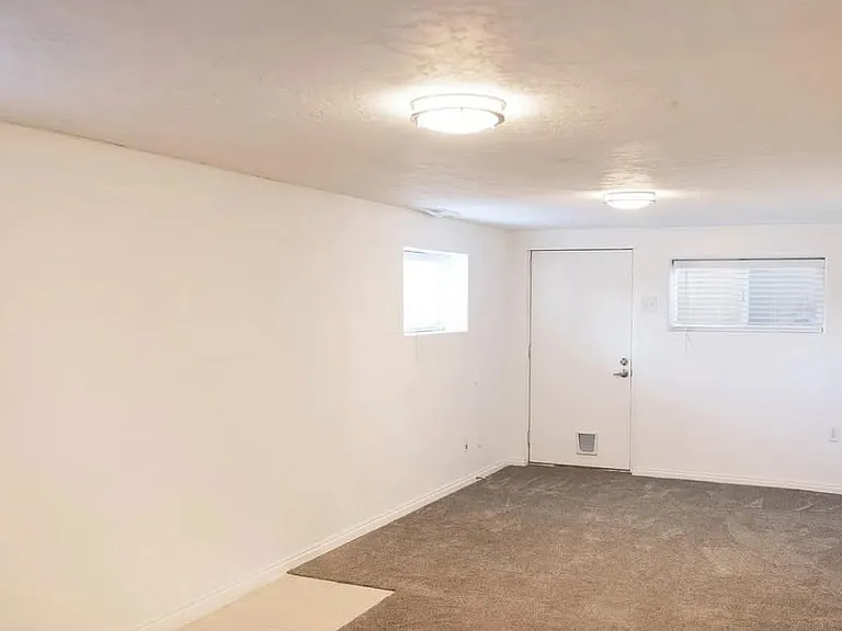 S 2450 W — Photo 3