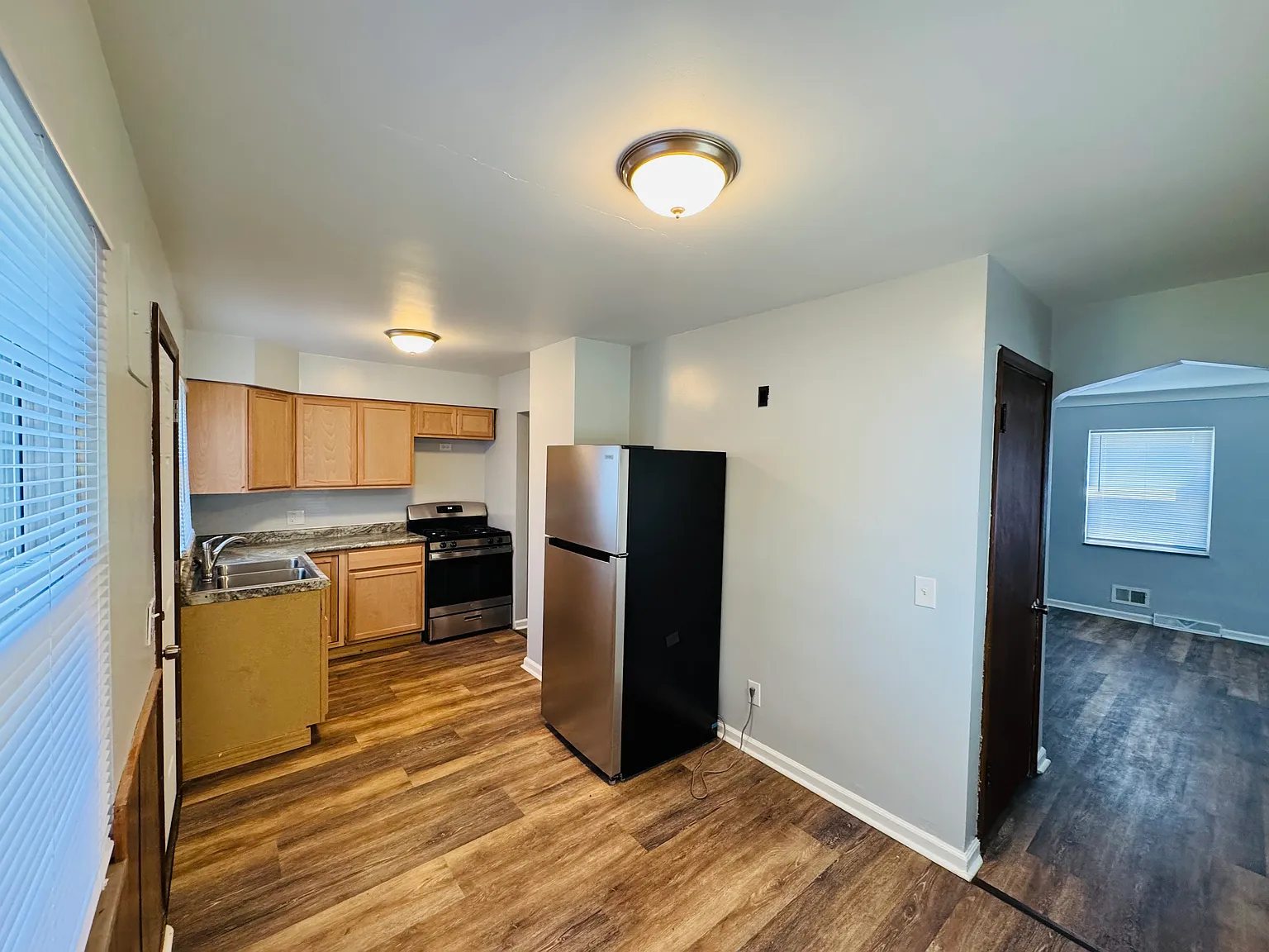 4 bed, 1560 sqft, $1,350 — Photo 4