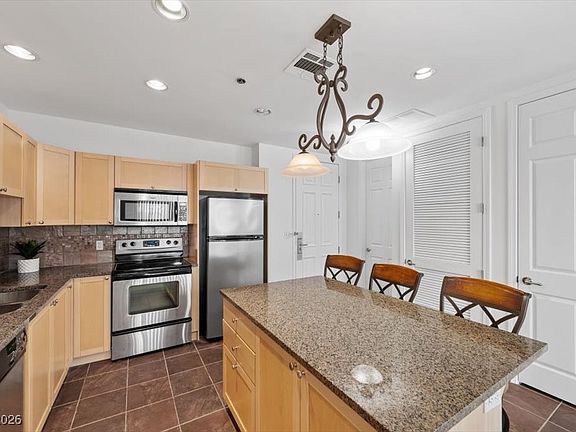 4th image of 2405 W Serene Ave Unit 631