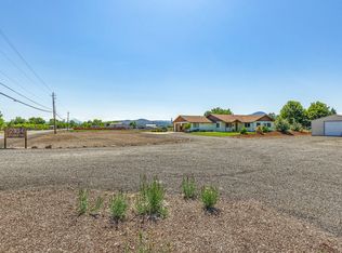 2334 Corey Rd, Central Point, OR 97502