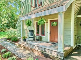 1114 Great Rd, Lincoln, RI 02865