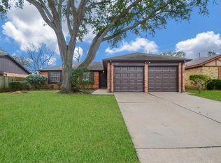 5311 Derbyshire Dr, Katy, TX 77493