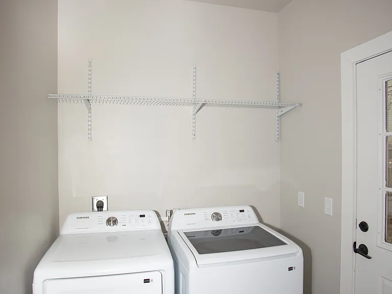 1800 Alameda St — Photo 10