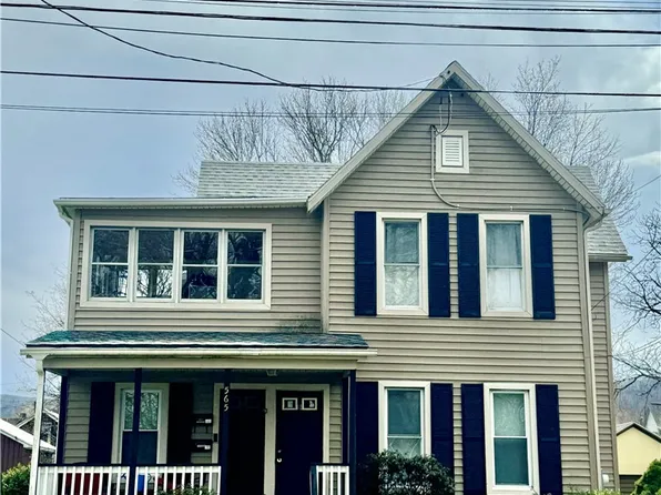 565 Thompson St, Elmira, NY 14904
