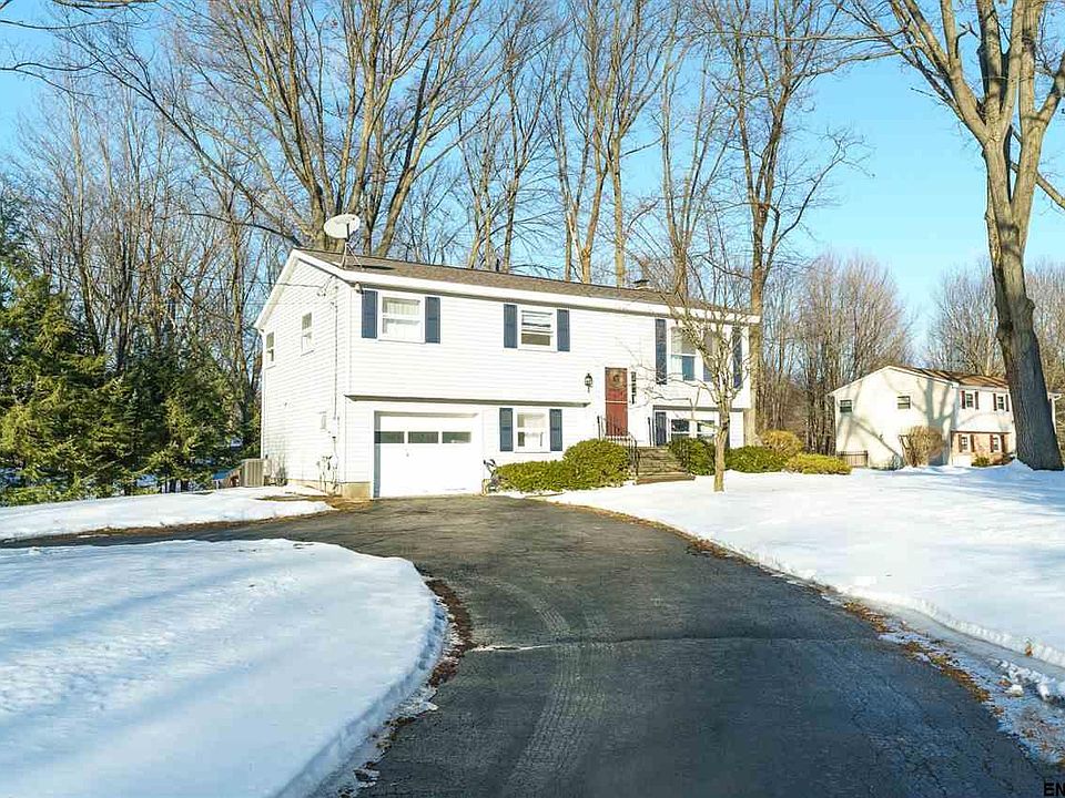 1st image of 1 Cortland Blvd