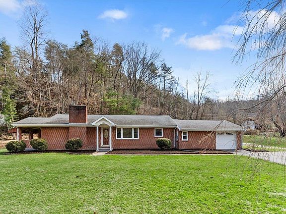 2nd image of 1961 Wolf Creek Rd