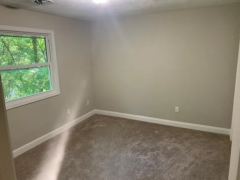 1141 E Nimisila Rd — Photo 10
