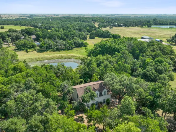 440 Redbird Rd, Granger, TX 76530