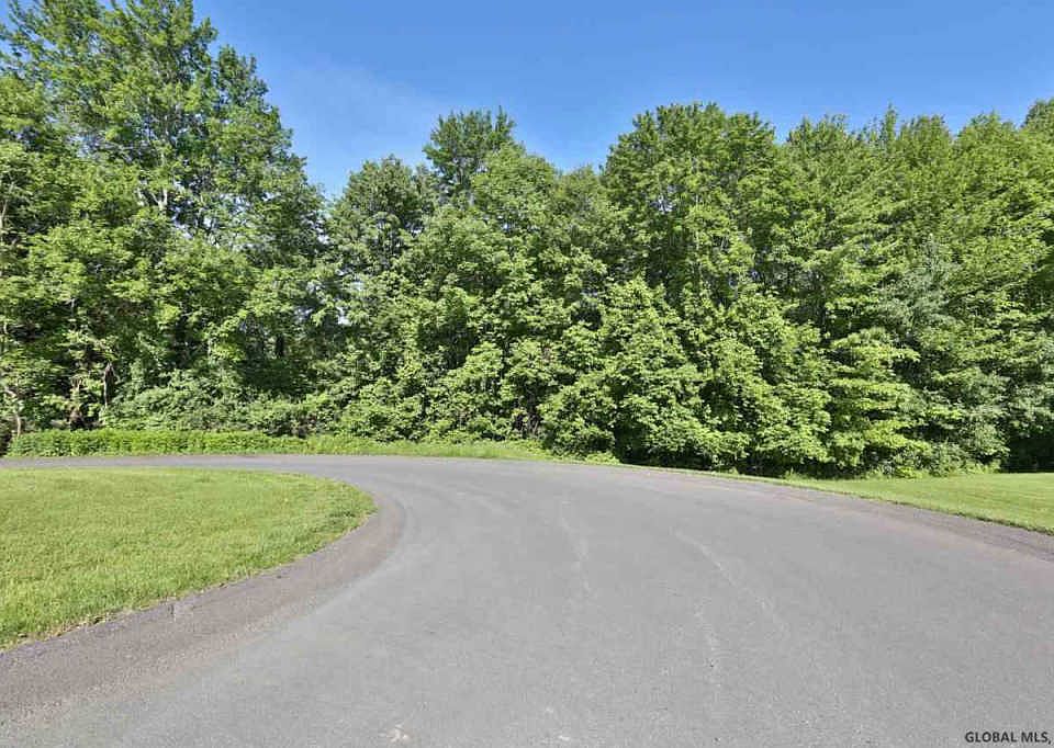 1st image of 64 Claremont Dr