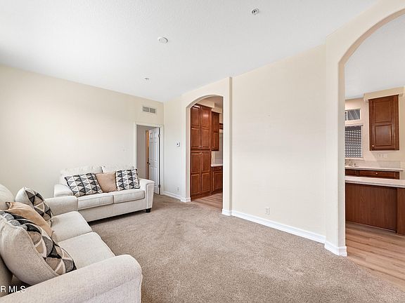 4th image of 35 Margarita Ave #28