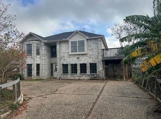 5407 Victoria Dr, Rosharon, TX 77583