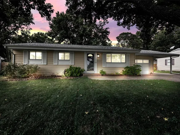 1336 Valiant Dr, Fenton, MO 63026