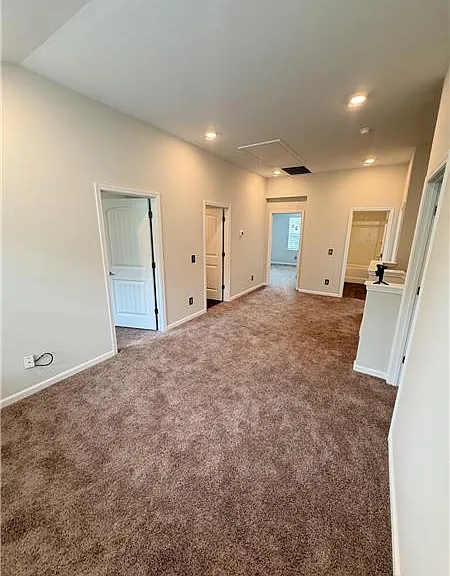 134 Brookline Dr — Photo 17