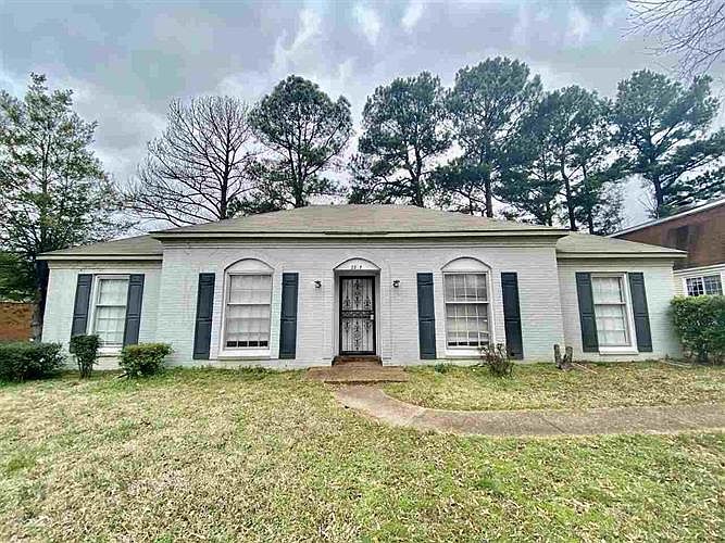 1st image of 2287 Eastover Dr
