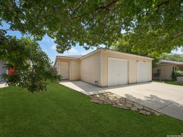 7945-7947 MG Rd, San Antonio, TX 78251