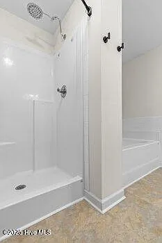 200 Mia Ct — Photo 34