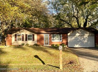 10501 Tarrytowne Rd, Louisville, KY 40272