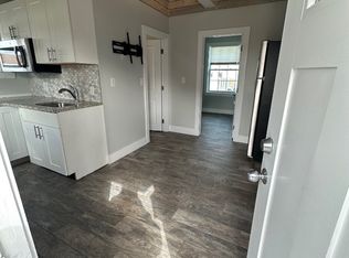 9 Johnson Ave #2, Hampton, NH 03842