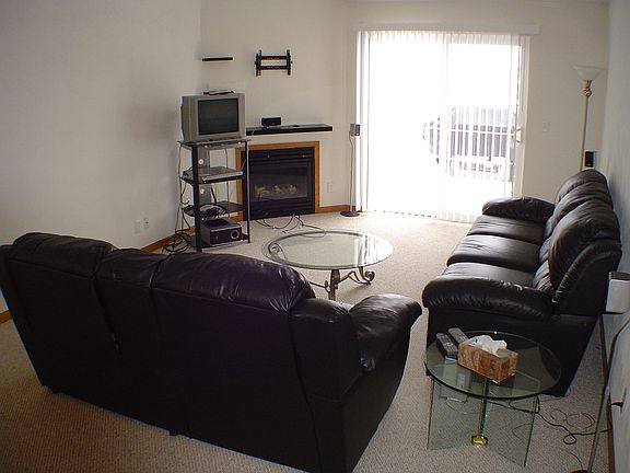 3rd image of 5132 Diane Ct