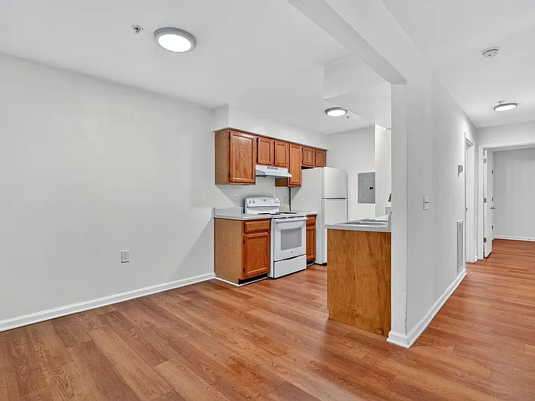 Acorn Grove Apartment Homes — Photo 39