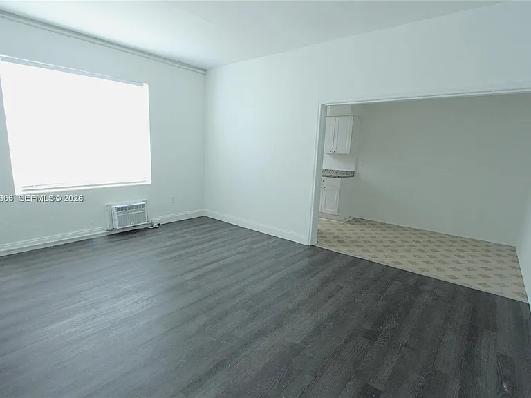 1115 Euclid Ave #11 — Photo 5