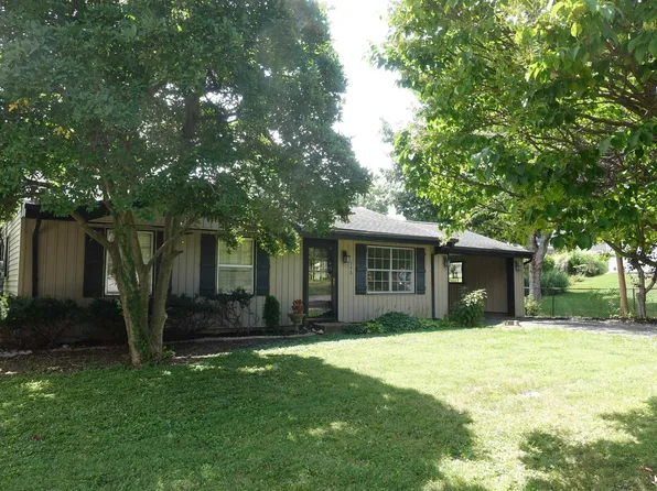 248 W Sanborn St, Galesburg, IL 61401