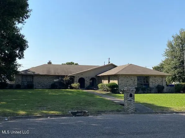 1720 Bloom St, Clarksdale, MS 38614