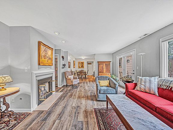2nd image of 443 Windward Dr SW #443