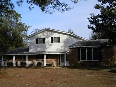 1st image of 115 Fairway Dr