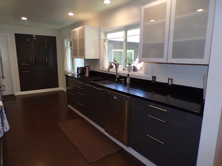 6331 SW Wilbard St — Photo 15