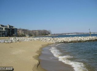 7000 Channel Village Ct APT 101, Annapolis, MD 21403