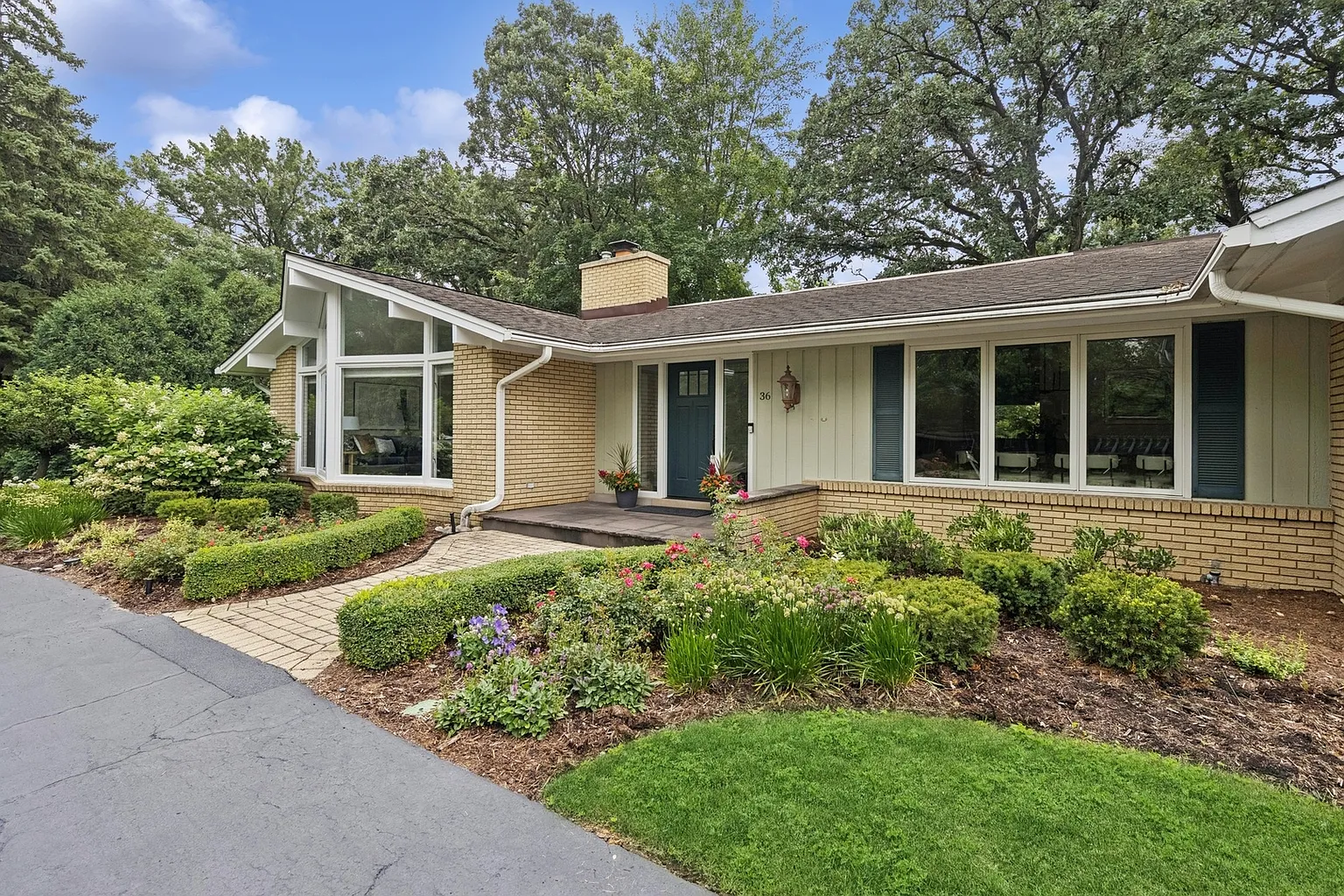 36 Mockingbird Ln photo 1