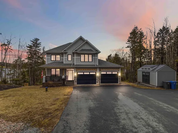 410 Heddas Way, Halifax, NS B2T 0M2