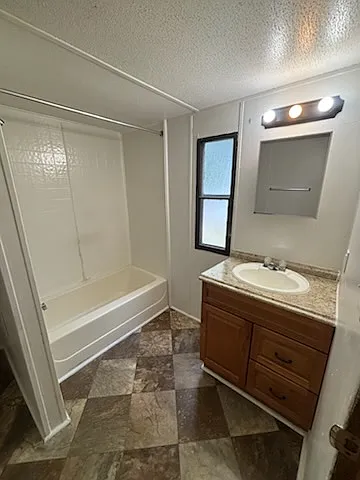 18 Nancy Ln — Photo 6