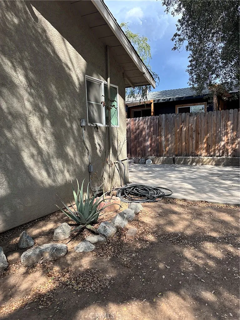 3 bed, 1302 sqft, $2,500 — Photo 4