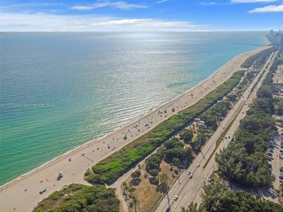 100 Bayview Dr APT 2007, Sunny Isles Beach, FL, 33160
