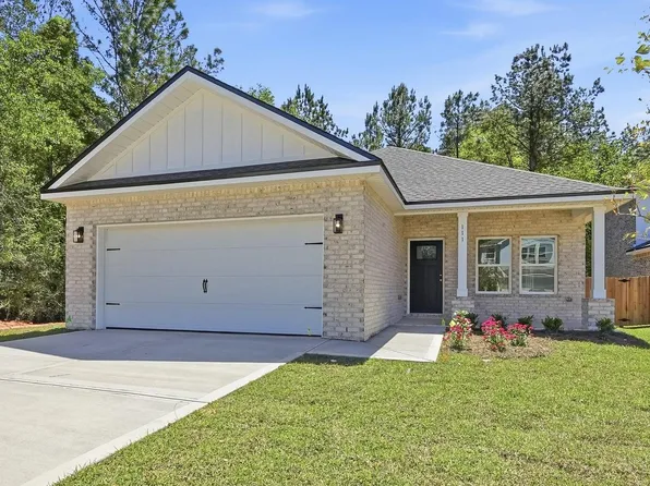 51 Sandhill Ct, Freeport, FL 32439