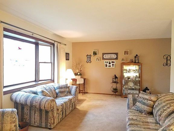 4th image of 16995 Kingwood Estates Dr