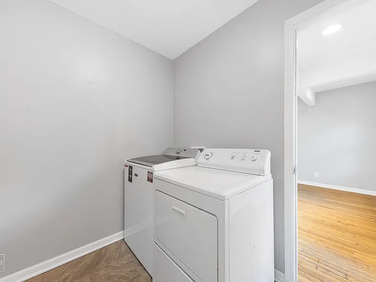 8313 Ramble Rd — Photo 9