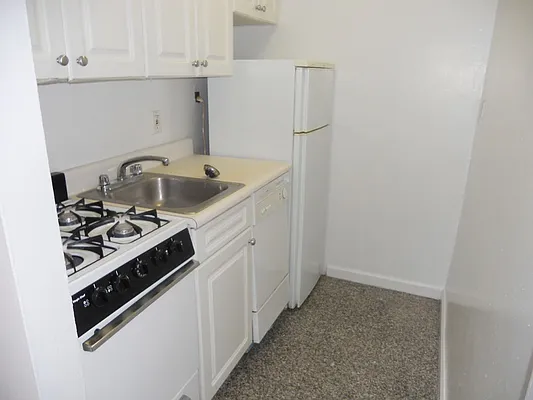 Rented by Sky Management | media 35